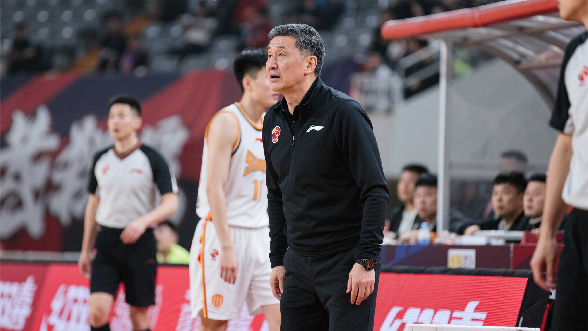 媒体人:崔康熙将继续执教泰山队,6月无下课风险 四、面临的挑战:如何重振士气?
不可否认,尽管暂